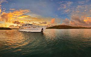 Superyacht Tango in Prony